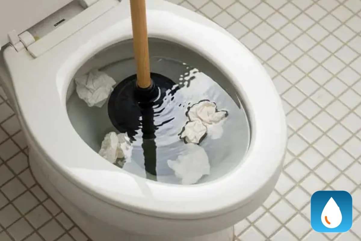 Perdita acqua dal collettore a Monza — diagnosi e riparazione