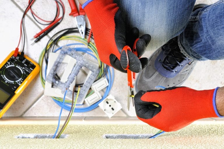 Elettricisti a Santo Stefano Ticino: Pronto intervento 24 ore su 24, 7 giorni su 7, Sostituzione Frutto